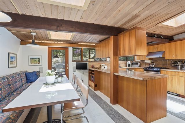 32 Baskin Road, Lexington, MA 02421