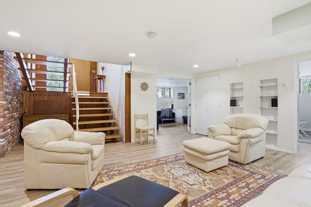 32 Baskin Road, Lexington, MA 02421