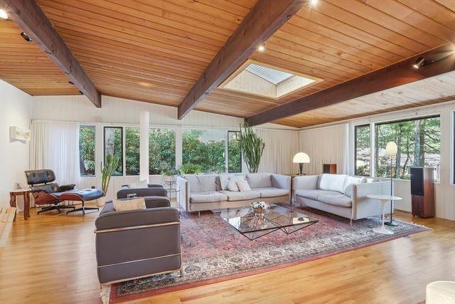 32 Baskin Road, Lexington, MA 02421