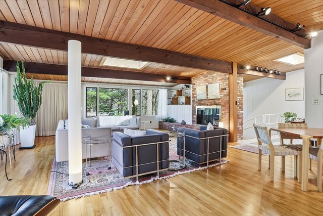 32 Baskin Road, Lexington, MA 02421
