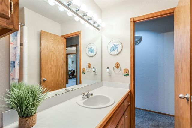 580 S Texas Avenue, Midwest City, OK 73130