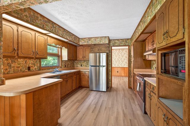 1171 Dogwood Lane, Mineral Bluff, GA 30559