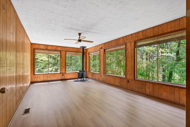 1171 Dogwood Lane, Mineral Bluff, GA 30559