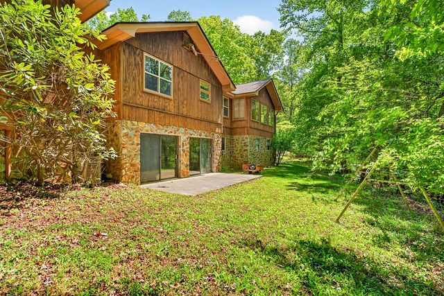 1171 Dogwood Lane, Mineral Bluff, GA 30559