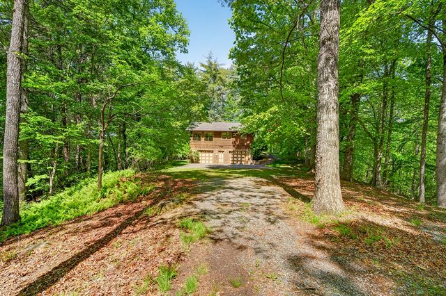 1171 Dogwood Lane, Mineral Bluff, GA 30559