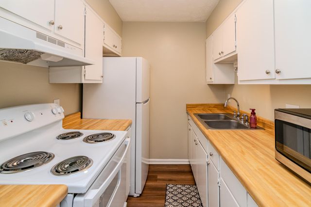 1310 Louisville Road 40, Frankfort, KY 40601