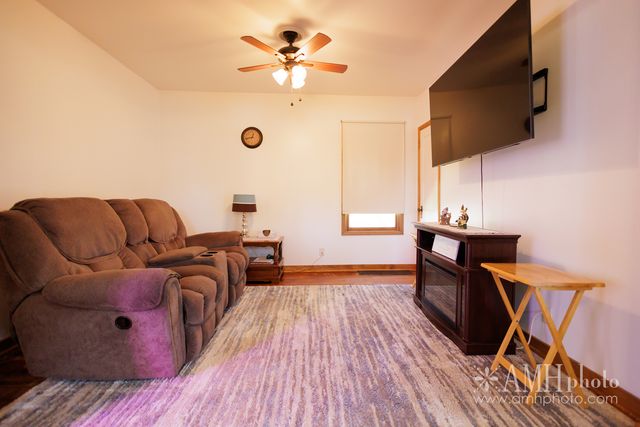 3743 S 8500 E Road, St. Anne, IL 60964