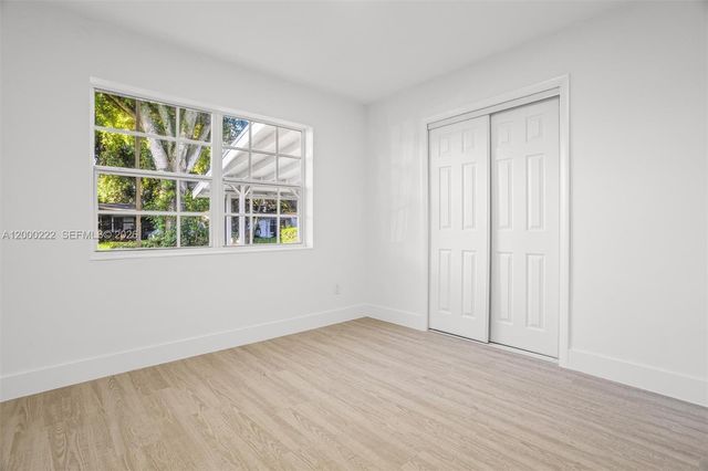 6825 SW 12th St, Pembroke Pines, FL 33023