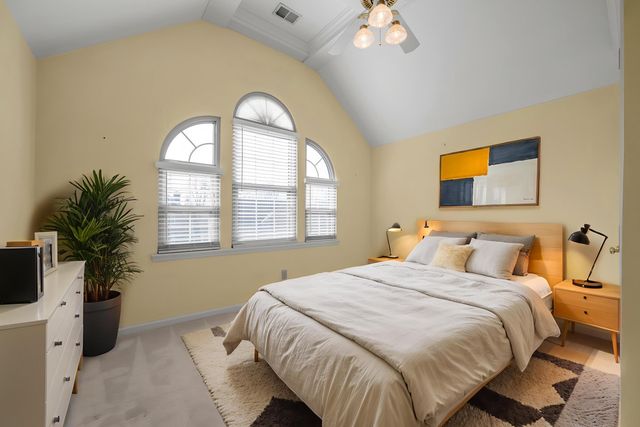 647 Gingermill Lane, Lexington, KY 40509