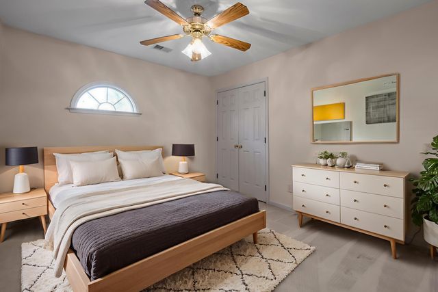 647 Gingermill Lane, Lexington, KY 40509