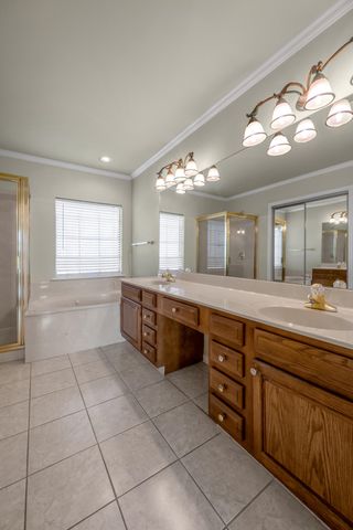 647 Gingermill Lane, Lexington, KY 40509