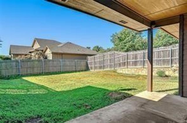 1808 Woodland Park Drive, Denison, TX 75020