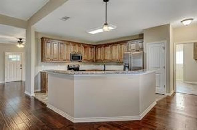 1808 Woodland Park Drive, Denison, TX 75020