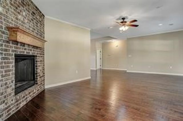 1808 Woodland Park Drive, Denison, TX 75020