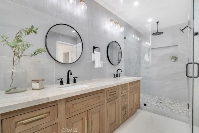 1914 Midlothian Drive, Altadena, CA 91001