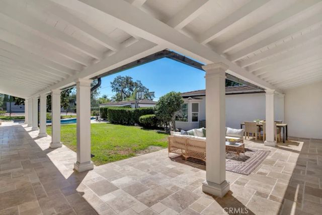 1914 Midlothian Drive, Altadena, CA 91001