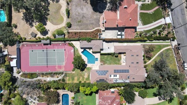 1914 Midlothian Drive, Altadena, CA 91001