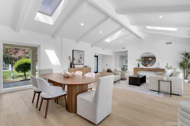 1914 Midlothian Drive, Altadena, CA 91001