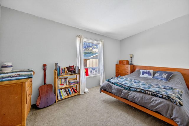 4492 Old Highway 99 S, Ashland, OR 97520