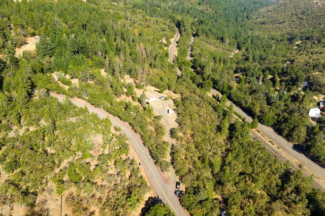 4492 Old Highway 99 S, Ashland, OR 97520