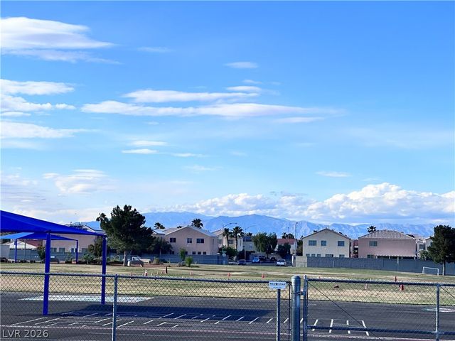 1098 Havenworth Avenue, Las Vegas, NV 89123