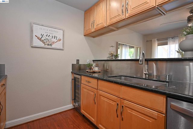 3320 Kimberly Way, San Mateo, CA 94403