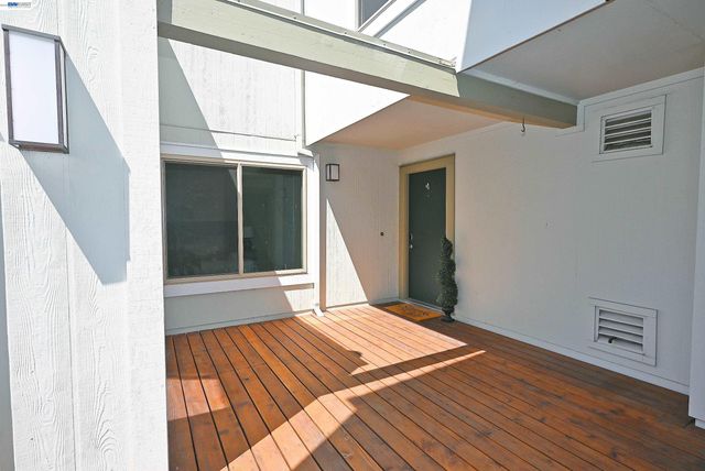 3320 Kimberly Way, San Mateo, CA 94403
