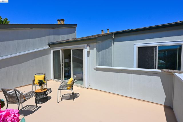 3320 Kimberly Way, San Mateo, CA 94403