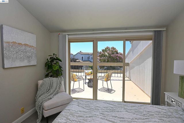 3320 Kimberly Way, San Mateo, CA 94403