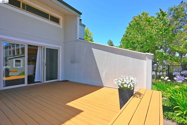 3320 Kimberly Way, San Mateo, CA 94403