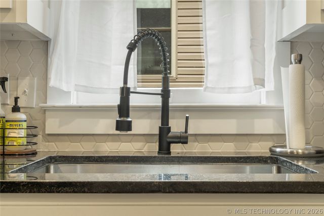 1516 S Elwood Avenue, Tulsa, OK 74119