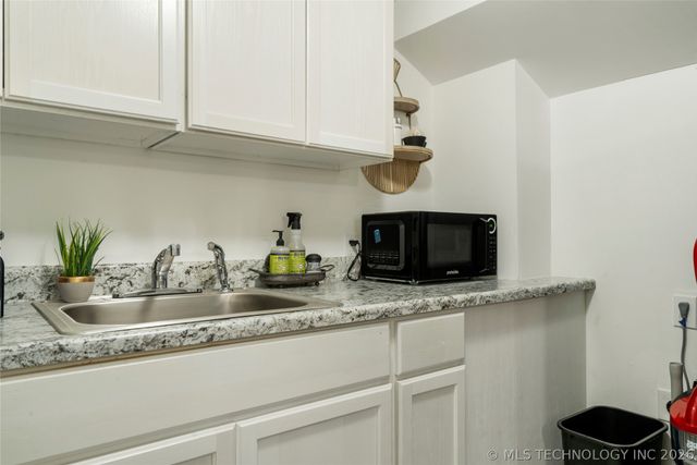 1516 S Elwood Avenue, Tulsa, OK 74119