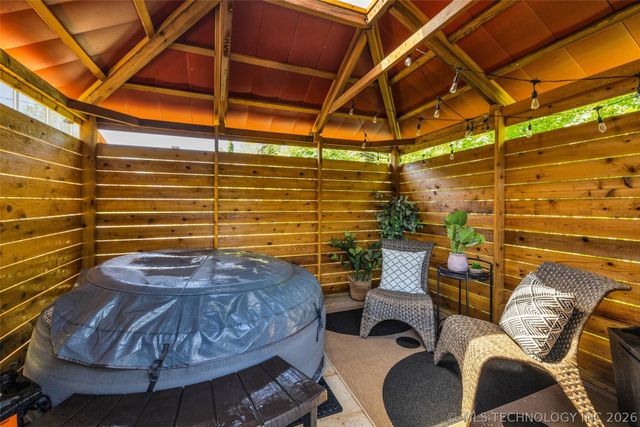 1516 S Elwood Avenue, Tulsa, OK 74119