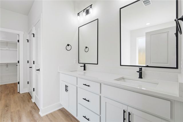 138 N Panther Avenue, Farmington, AR 72730