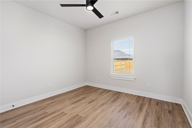 138 N Panther Avenue, Farmington, AR 72730