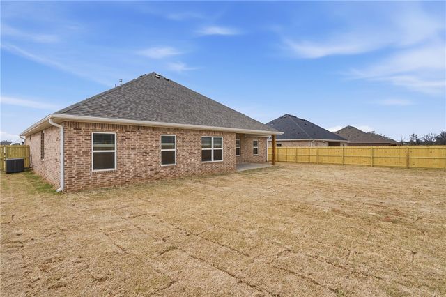 138 N Panther Avenue, Farmington, AR 72730