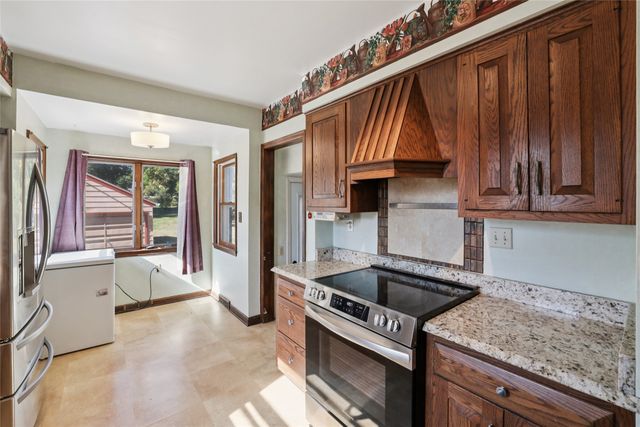 2204 44th Street, Des Moines, IA 50310