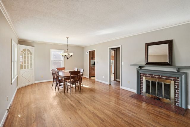 2204 44th Street, Des Moines, IA 50310