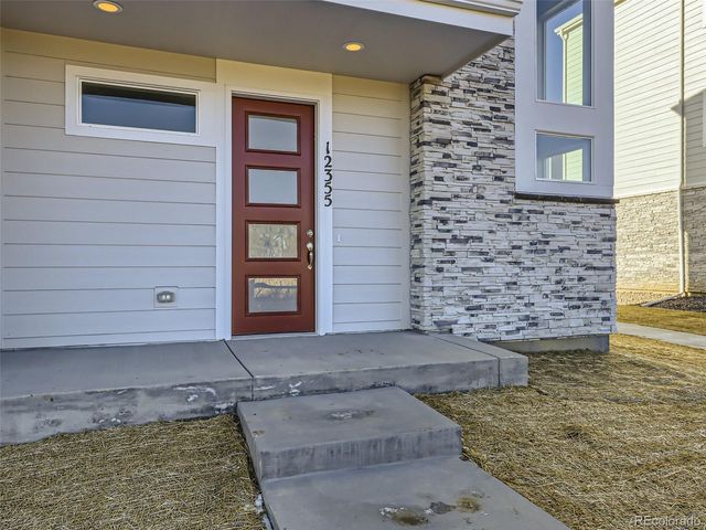 12355 Farmview Lane, Thornton, CO 80241