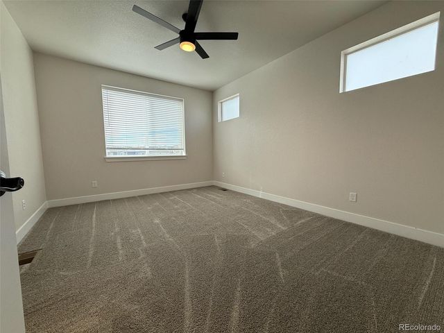 12355 Farmview Lane, Thornton, CO 80241