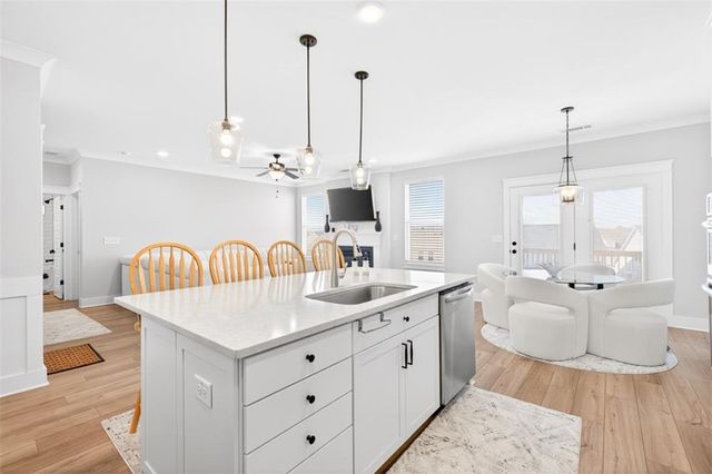 162 Bull Shoals Way, Hoschton, GA 30548