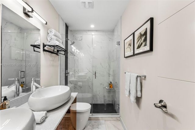 221 NE 44th St, Miami, FL 33137