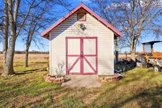 531 Private Road 4721, Rhome, TX 76078