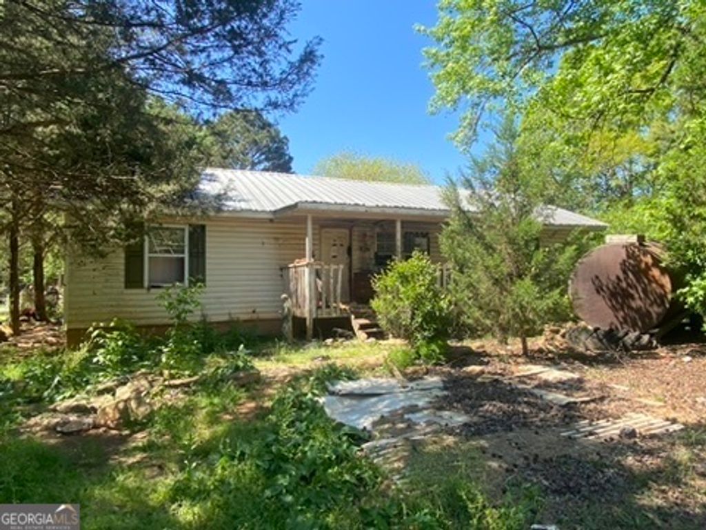 2392 Hancock Drive, Social Circle, GA 30025