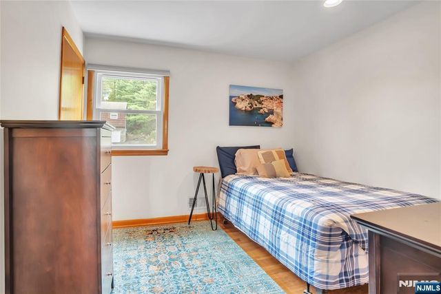 12 Stafford Drive, Wanaque, NJ 07465