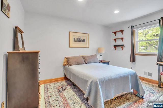12 Stafford Drive, Wanaque, NJ 07465