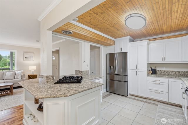 412 164 Place SE, Bothell, WA 98012