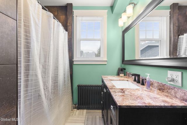 14 Locust Avenue, Troy, NY 12180