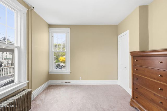 14 Locust Avenue, Troy, NY 12180