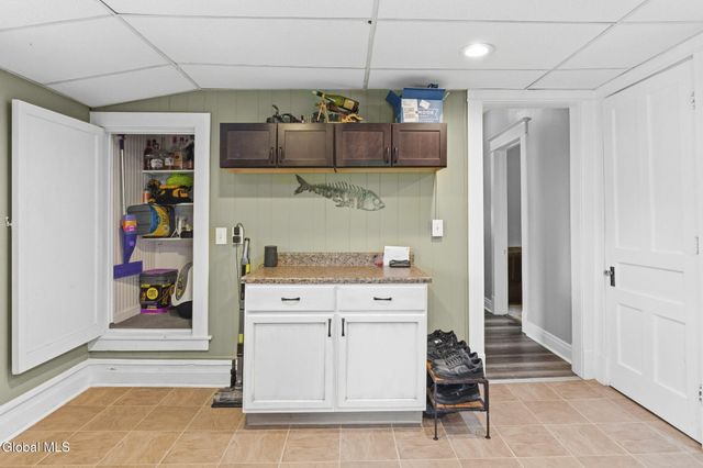 14 Locust Avenue, Troy, NY 12180